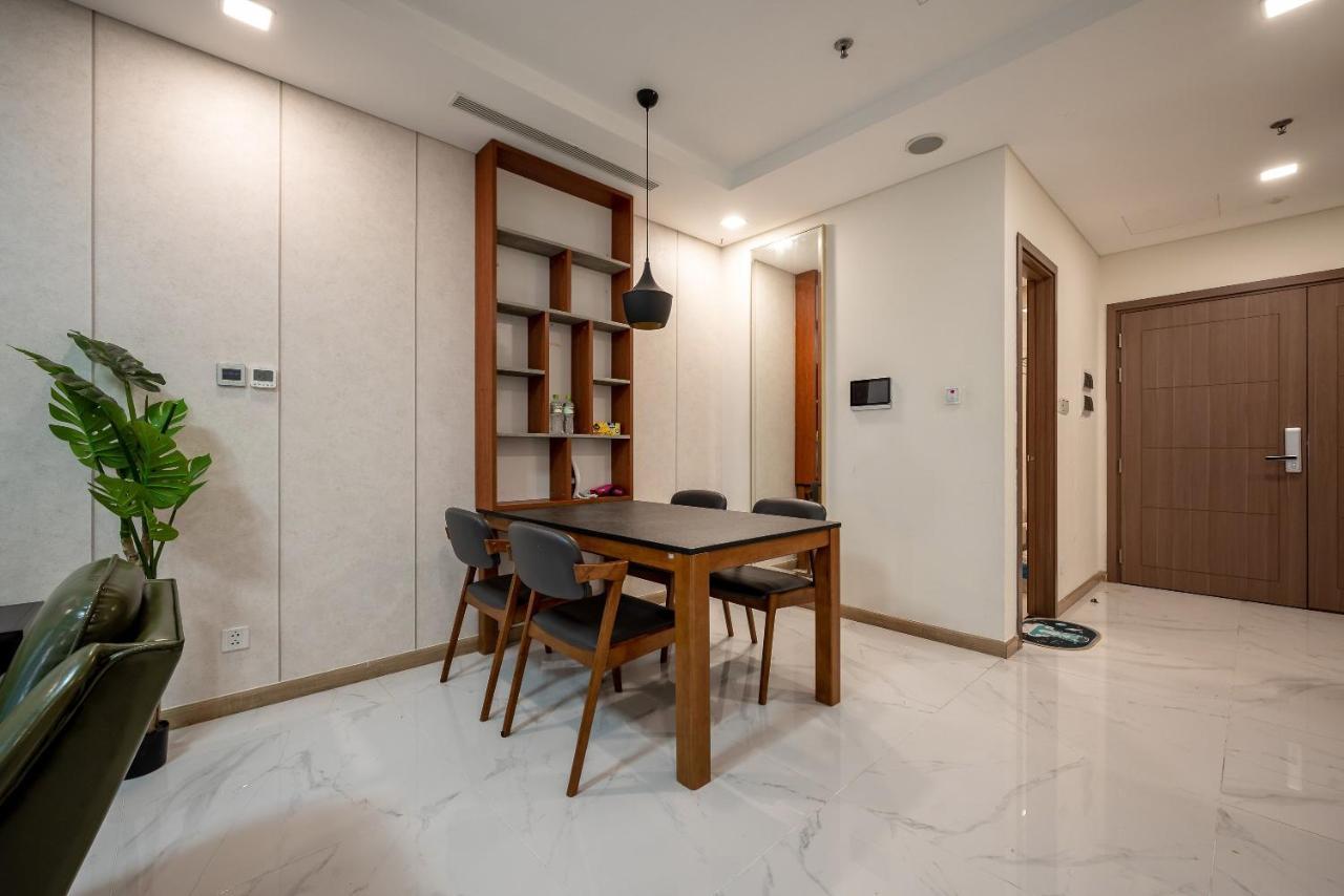 The Summit Landmark 81 - Vinhomes Park Apartment *