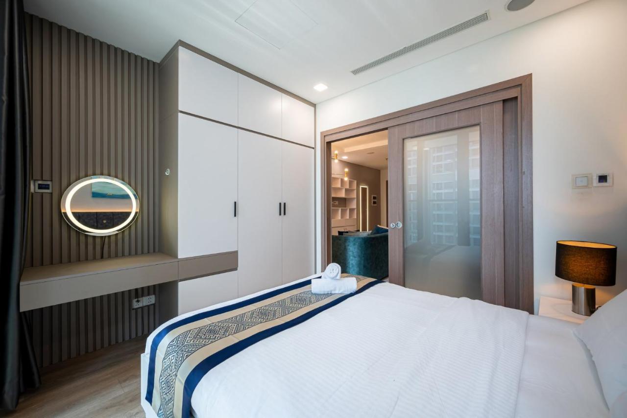 Apartment The Summit Landmark 81 - Vinhomes Park Ho Chi Minh City