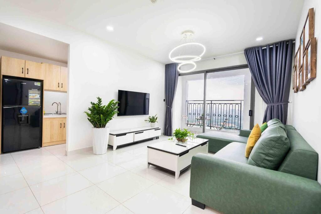 Apartment 2br-river View-saigon Royal-hana Apart-3014 *