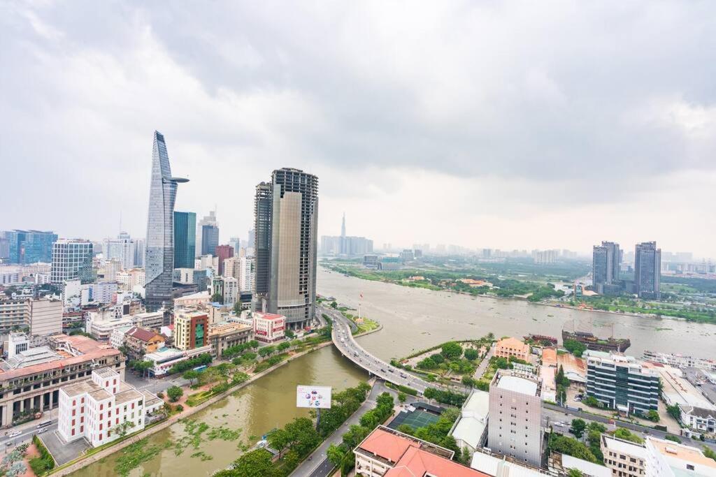 Saigon Royal - 3br - Amazing River View - Hana Apart 30