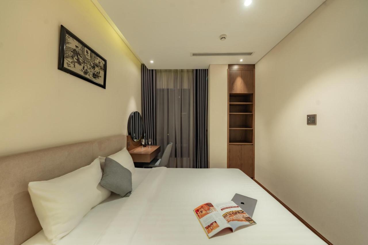 Dhts Business & Ho Chi Minh City