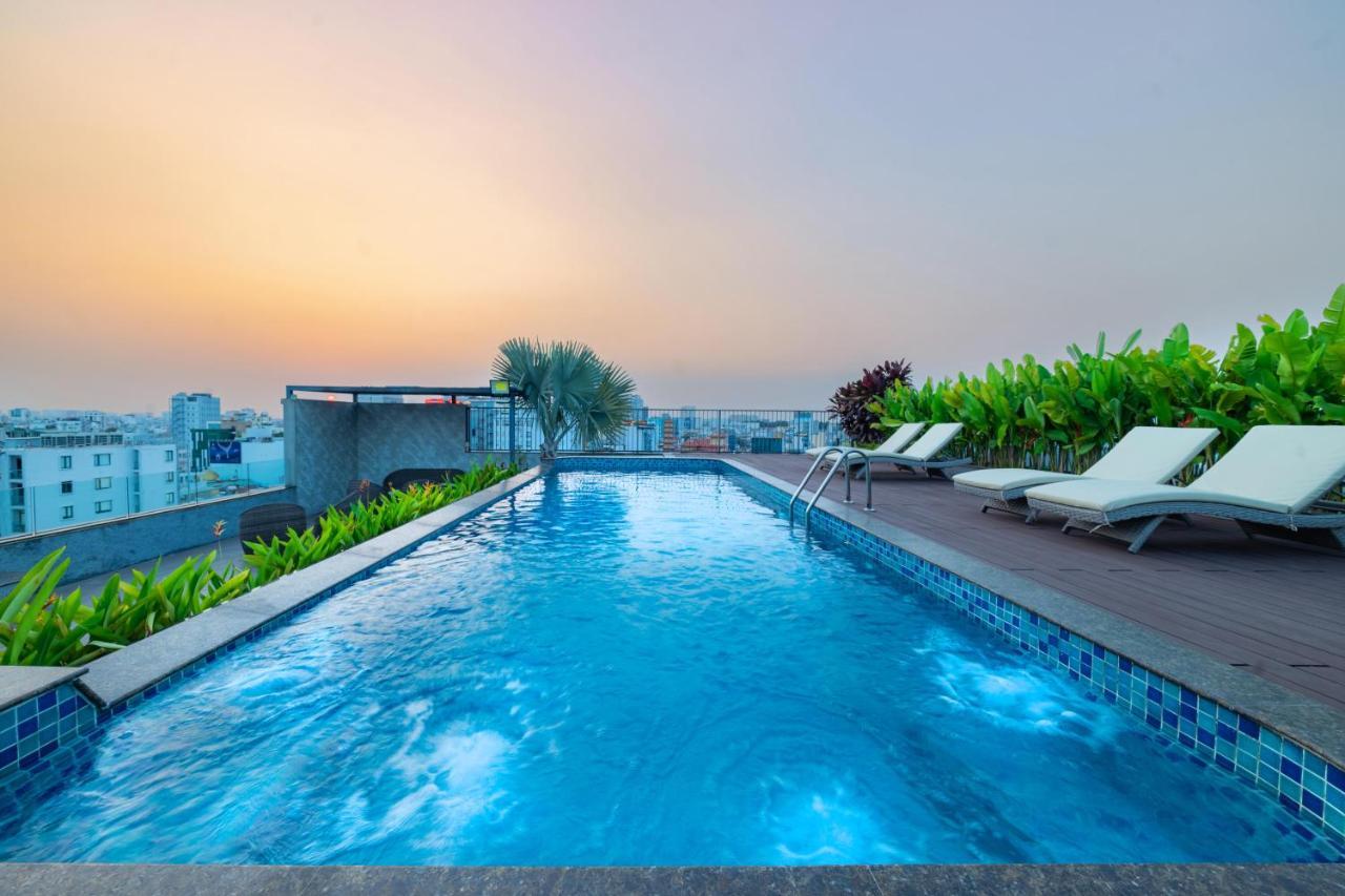 Aparthotel Dhts Business & 4*