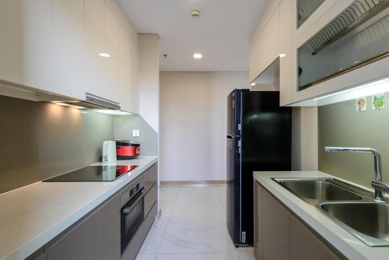 The Summit Landmark 81 - Vinhomes Park Apartment Ho Chi Minh City
