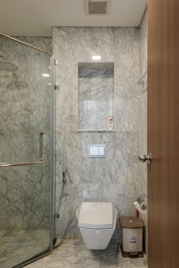 The Summit Landmark 81 - Vinhomes Park Apartment *