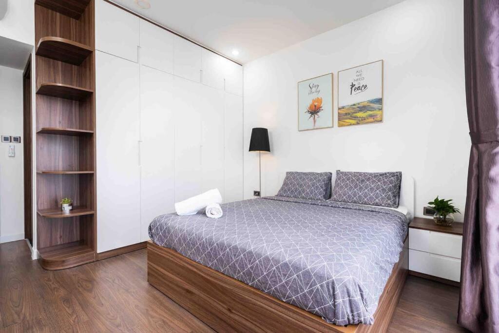 Saigon Royal - 2br High Fl - Citi Center - Hana 31 Apartment *