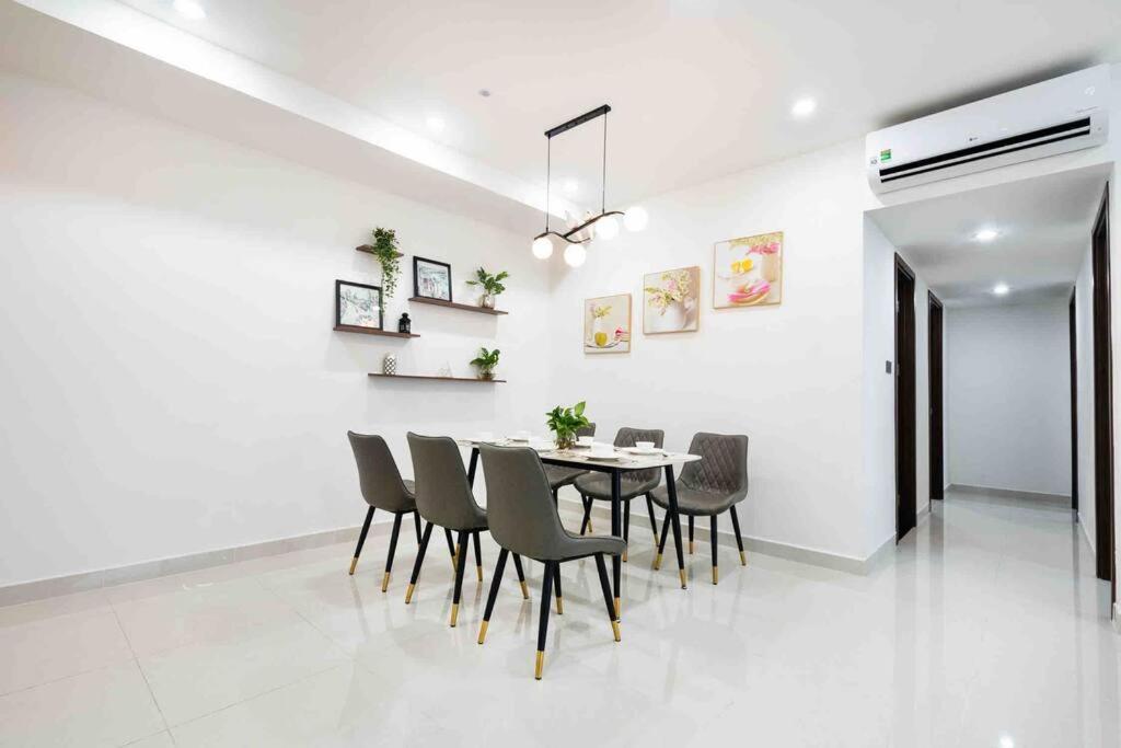 Saigon Royal - 2br High Fl - Citi Center - Hana 31 Apartment