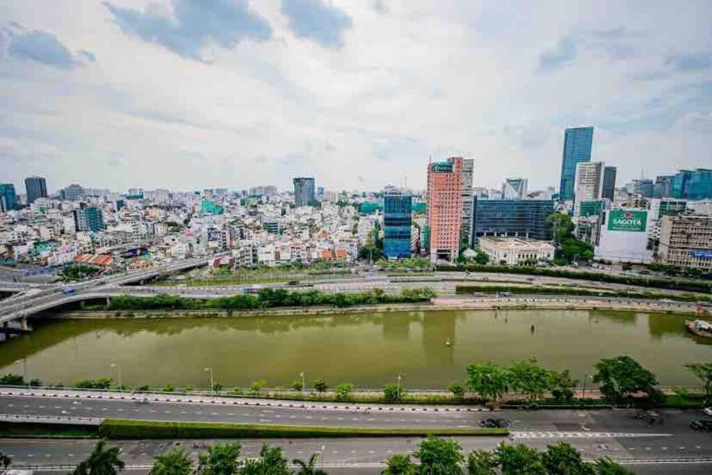 Saigon Royal - 2br High Fl - Citi Center - Hana 31 * Ho Chi Minh City