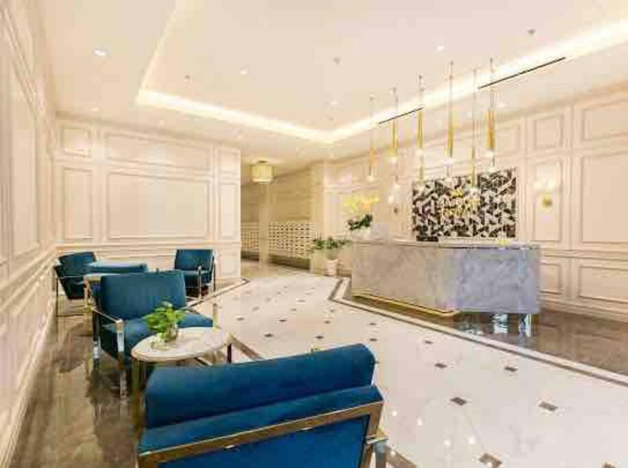 Apartment 2br-river View-saigon Royal-hana Apart-3014