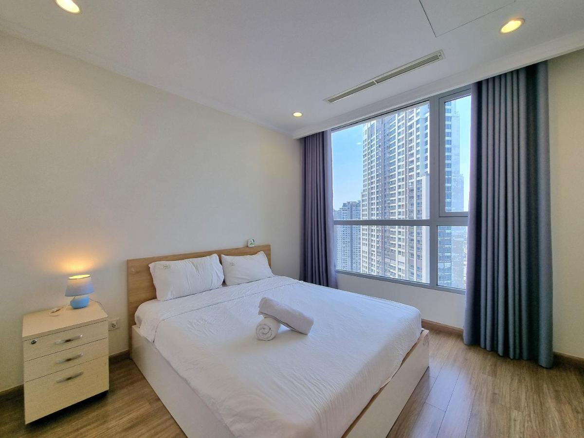 123 In Vinhomes Central Park - Landmark 81 Area Apartment