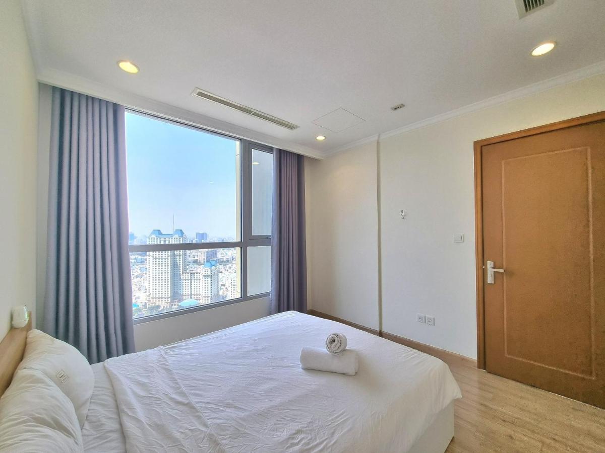 123 In Vinhomes Central Park - Landmark 81 Area * Ho Chi Minh City