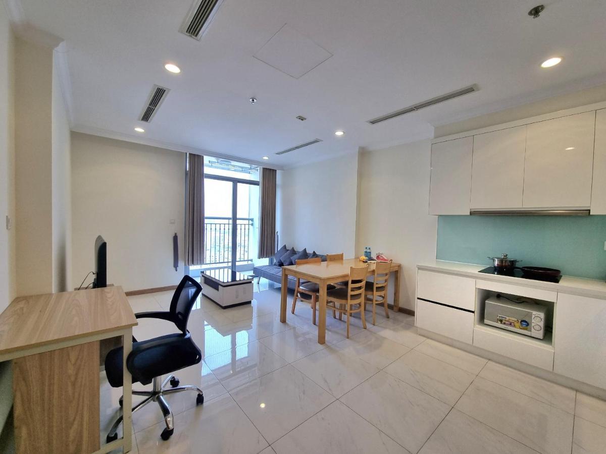 Apartment 123 In Vinhomes Central Park - Landmark 81 Area