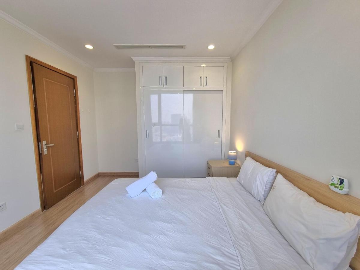 Apartment 123 In Vinhomes Central Park - Landmark 81 Area