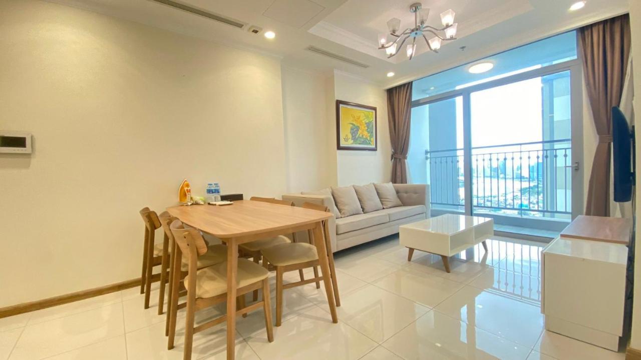 123 In Vinhomes Central Park - Landmark 81 Area Apartment *