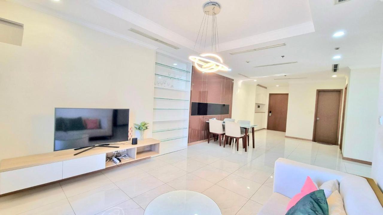 123 In Vinhomes Central Park - Landmark 81 Area Ho Chi Minh City