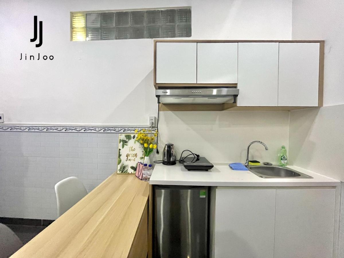 Jinjoo - Phong Rieng Studio Quan 1 *