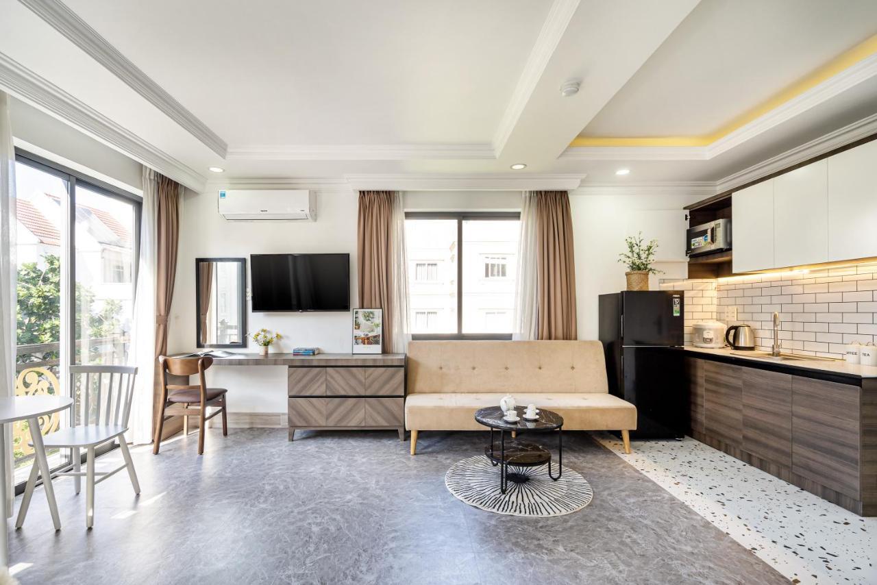 Hotel The Royal Landpark - Phu My Hung 2*