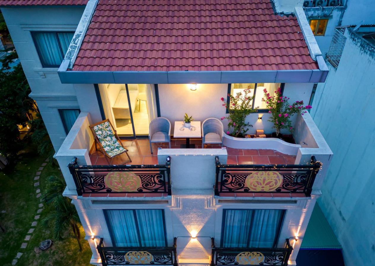 Hotel The Royal Landpark - Phu My Hung