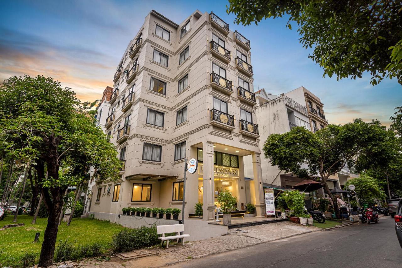 Hotel The Royal Landpark - Phu My Hung Ho Chi Minh City