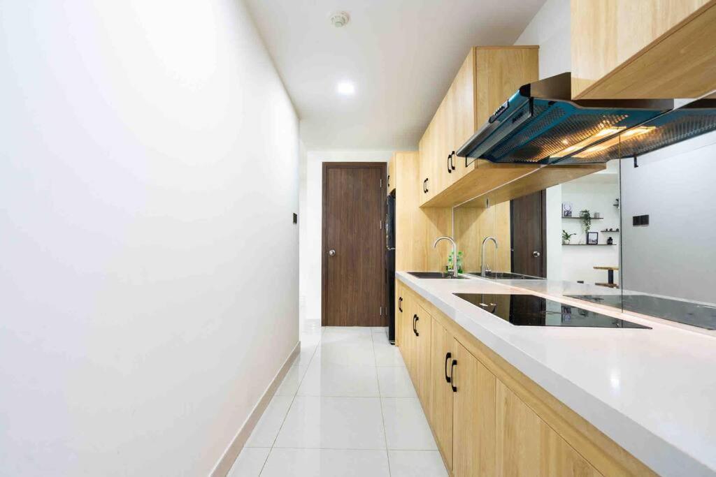 Apartment Saigon Royal - 3br - Amazing River View - Hana Apart 30