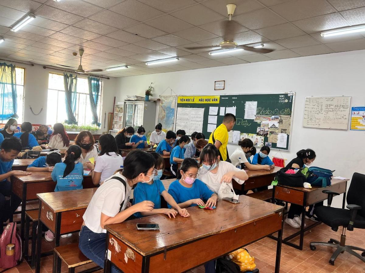 Nha Khach Lang Man - Village Chance