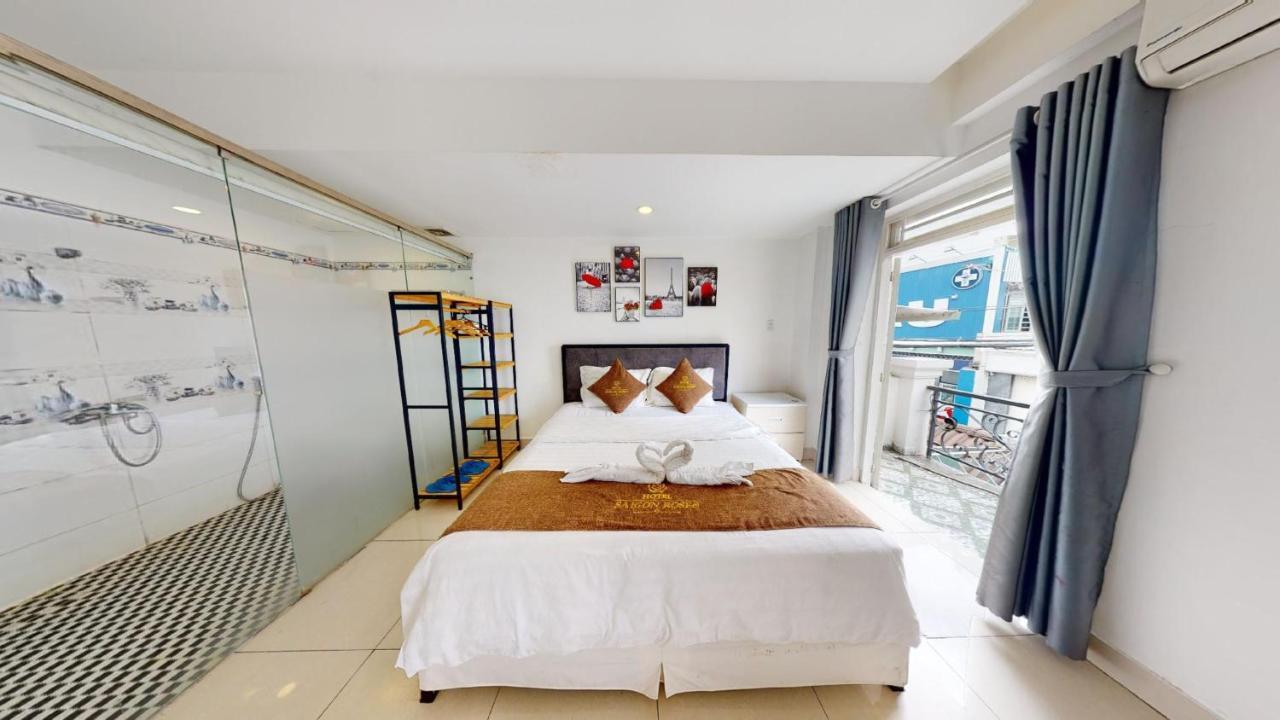 Hotel Saigon Rose