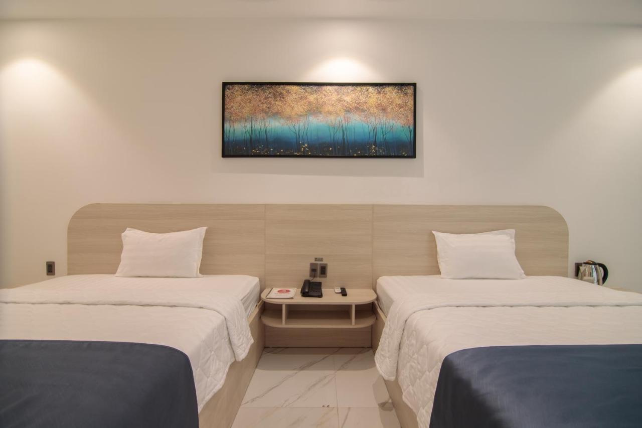 Bin Bin 8 - Near Sunrise Hotel