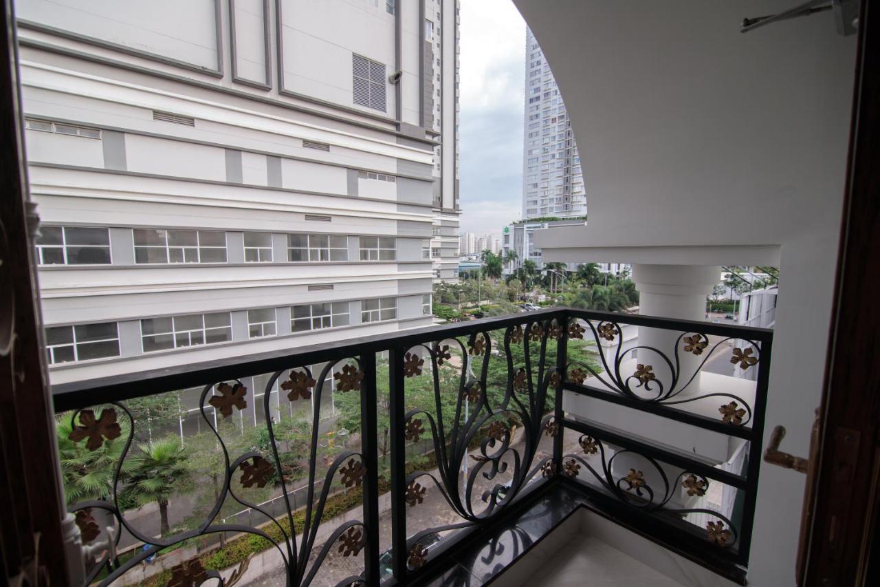 Bin Bin 8 - Near Sunrise Hotel