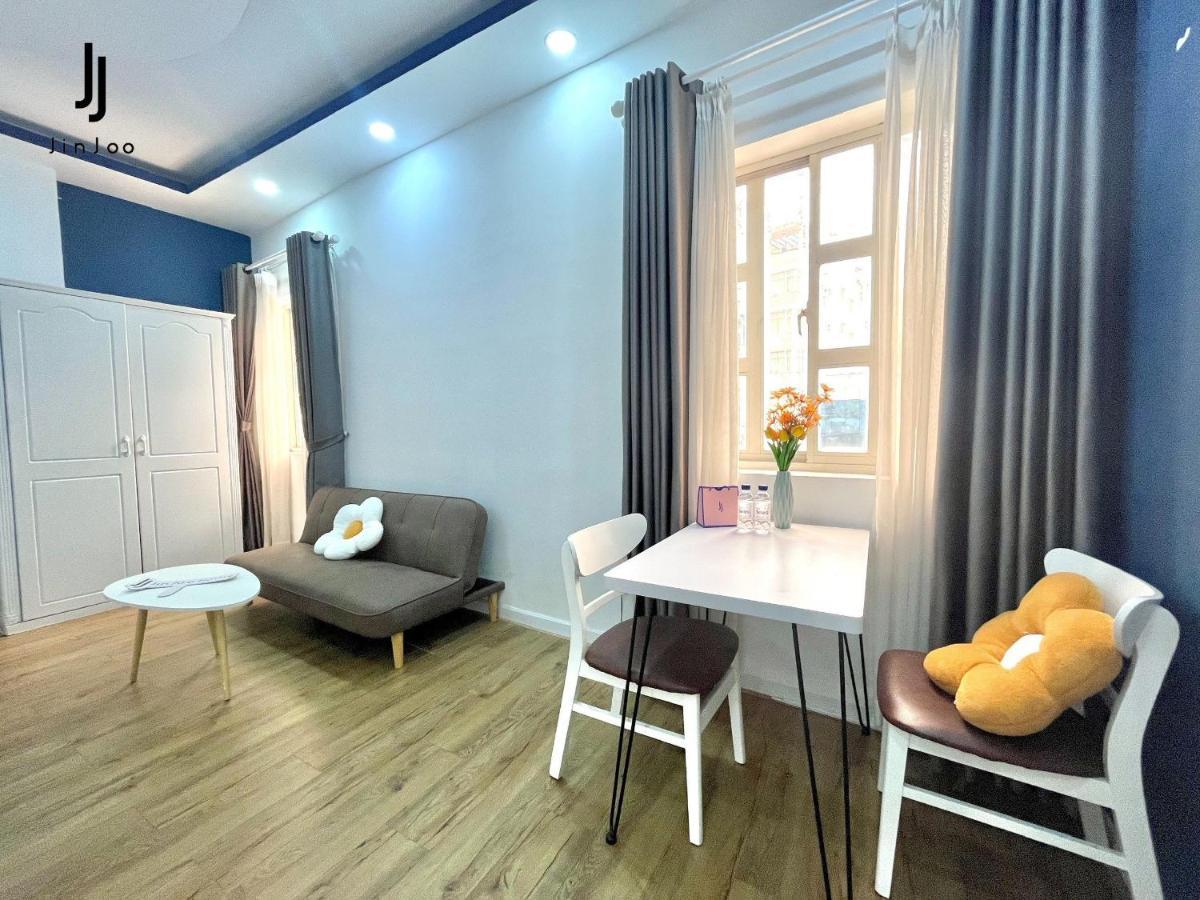 Jinjoo - Phong Rieng Studio Quan 1 *