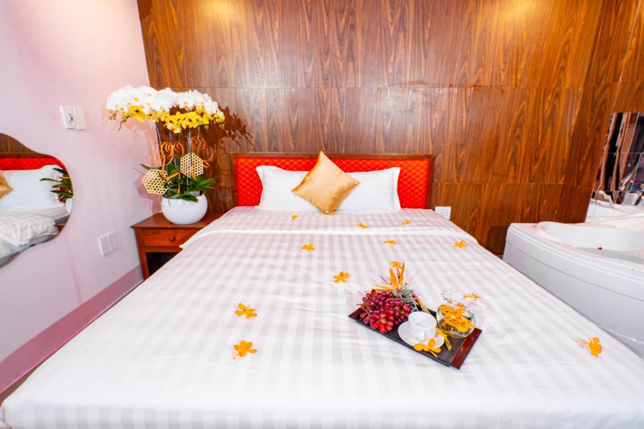 Bonka Luxury Quan 5 Hcm * Ho Chi Minh City