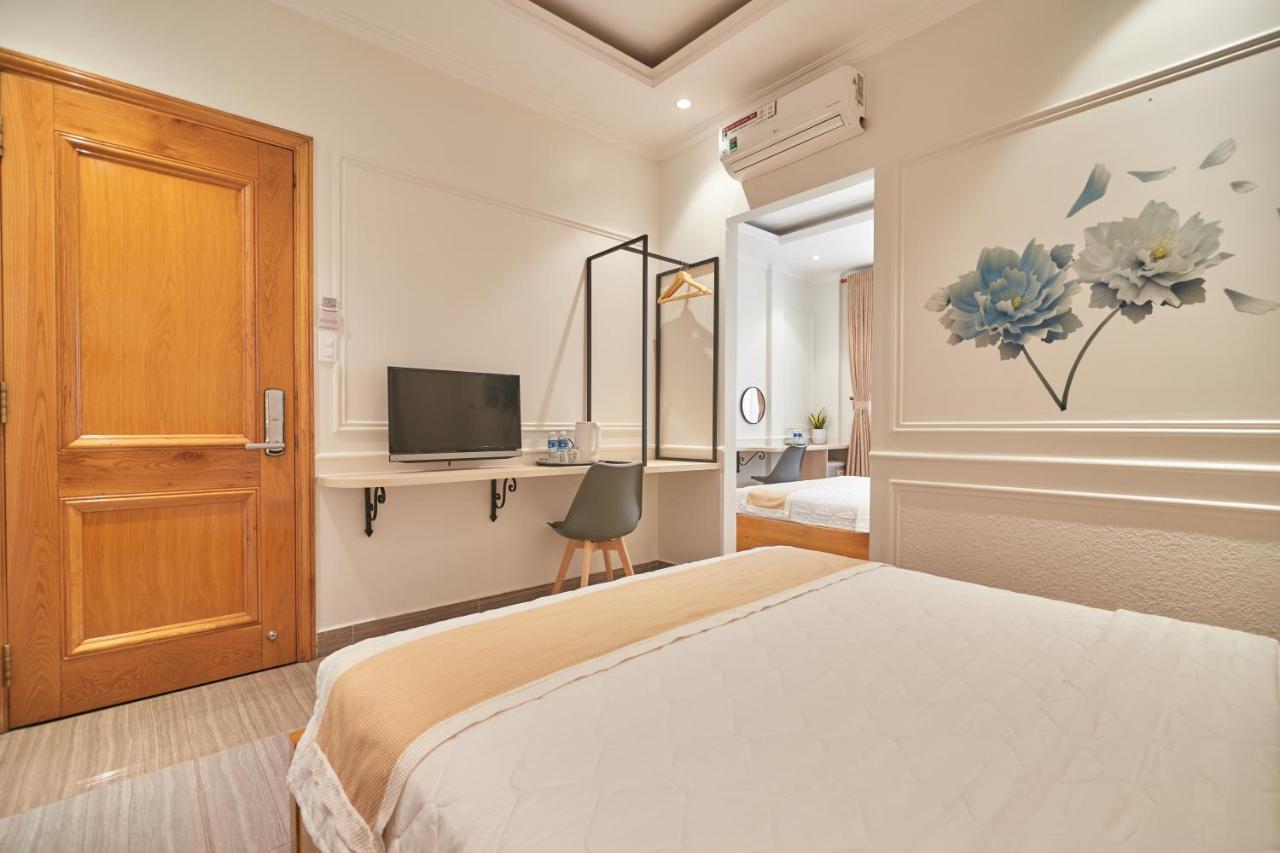 Hotel Bin Bin 10 - Mimosa Near Tan Son Nhat Airport