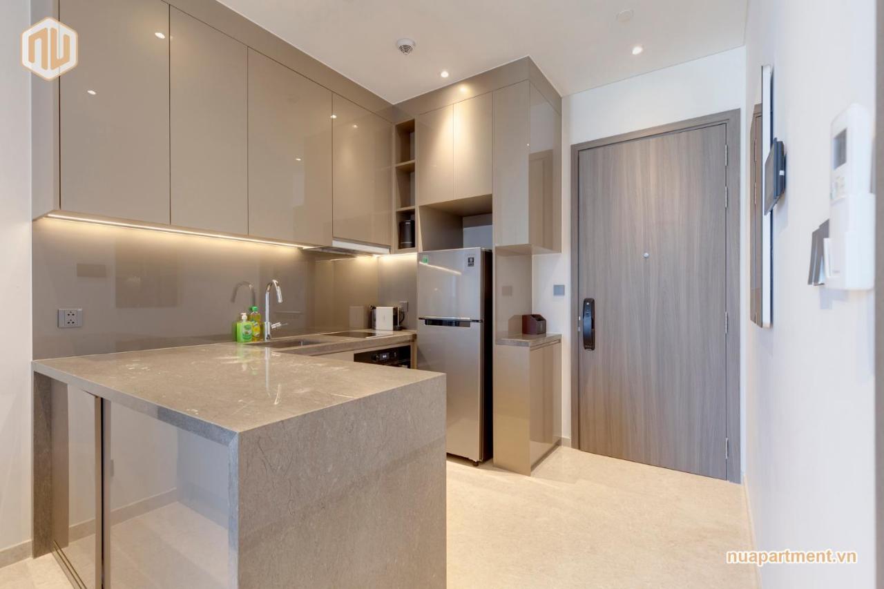 Nu Marq Saigon - Luxury Apartment- Beautiful Gym Pool Apartment