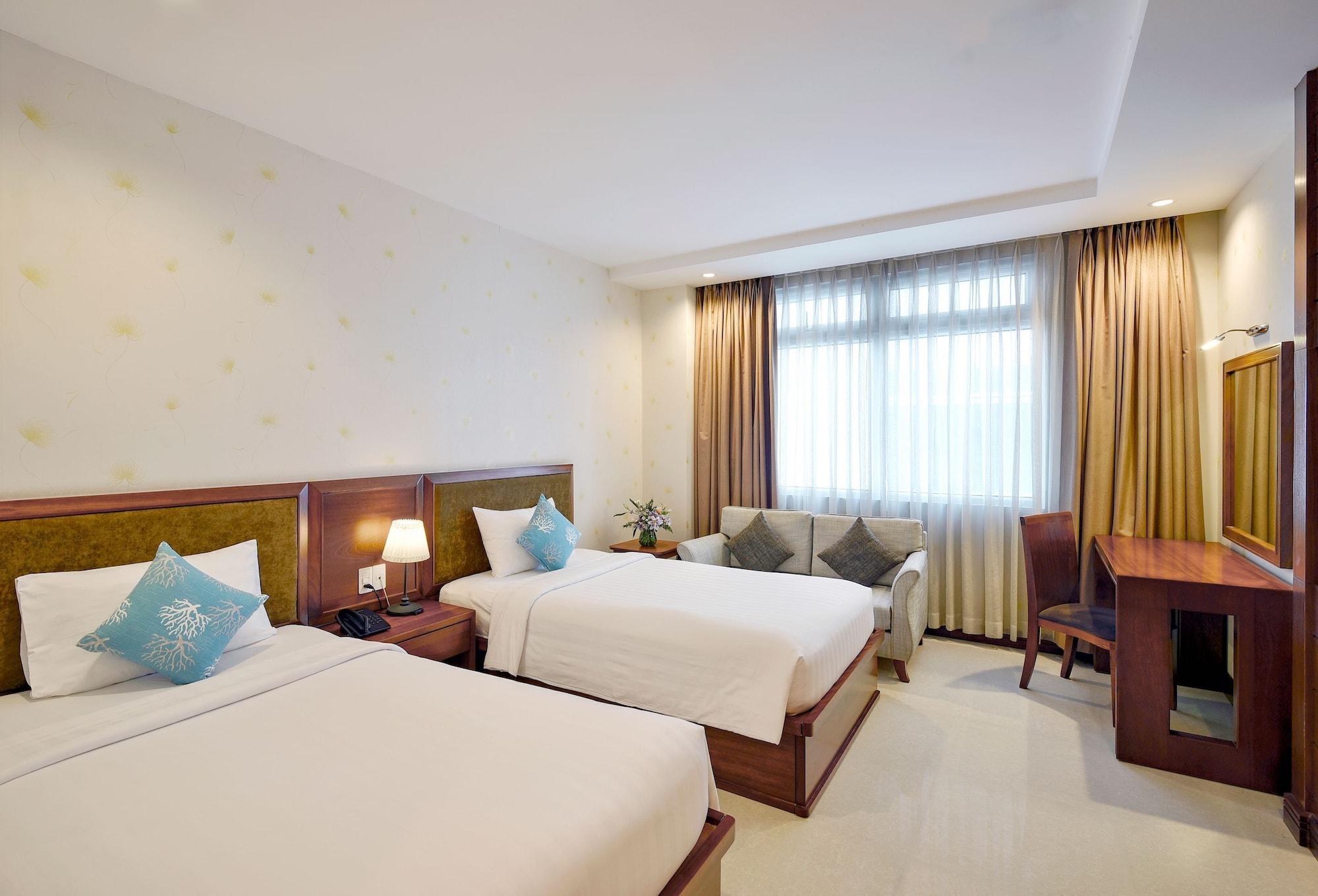 Hotel Aquari 3*