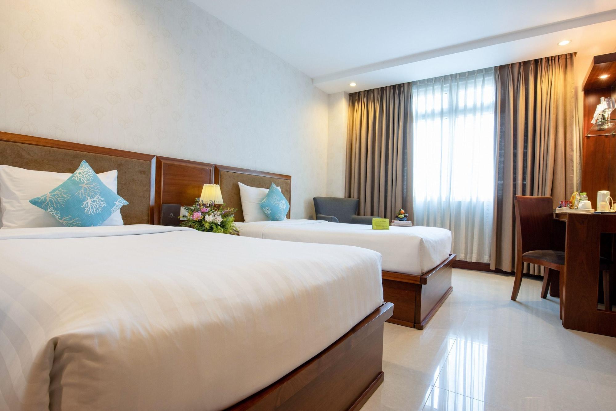 Hotel Aquari 3*
