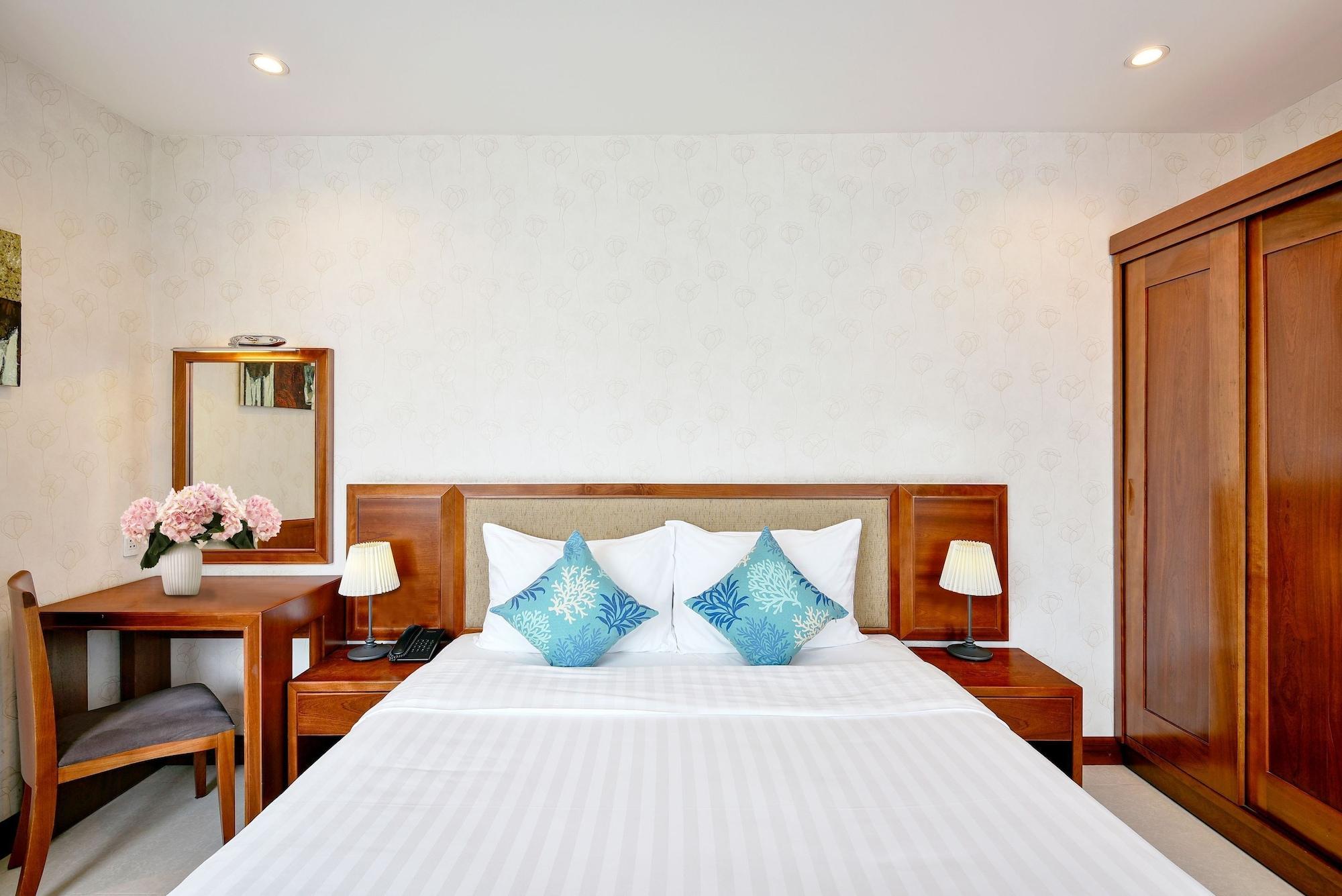 Aquari 3*
