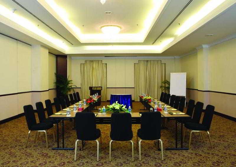 Equatorial Hotel Bandar Ho Chi Minh