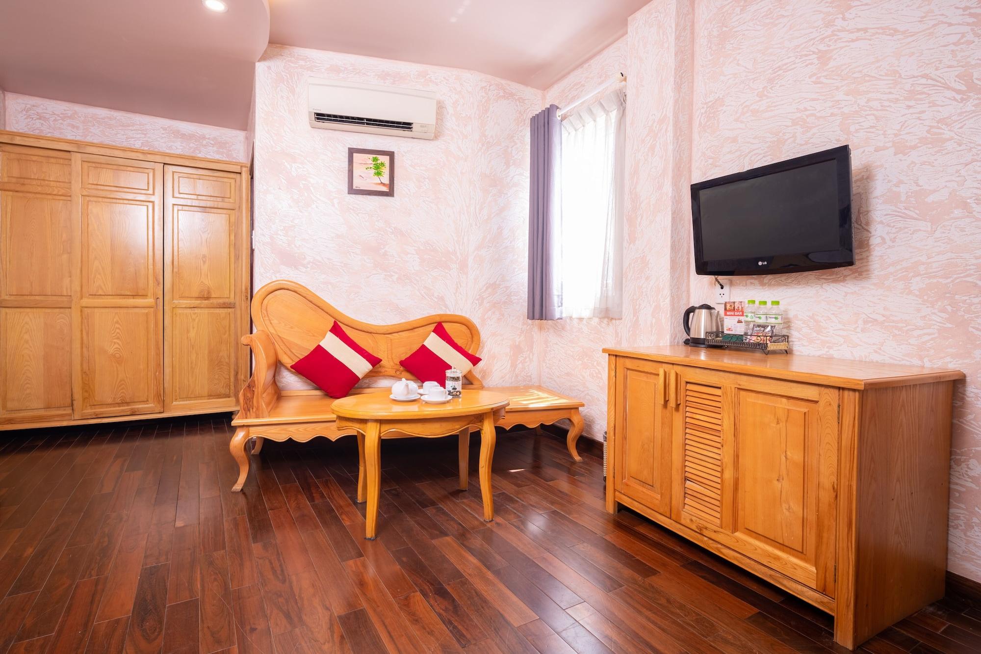 Duc Vuong Saigon - Bui Vien Hotel 3*
