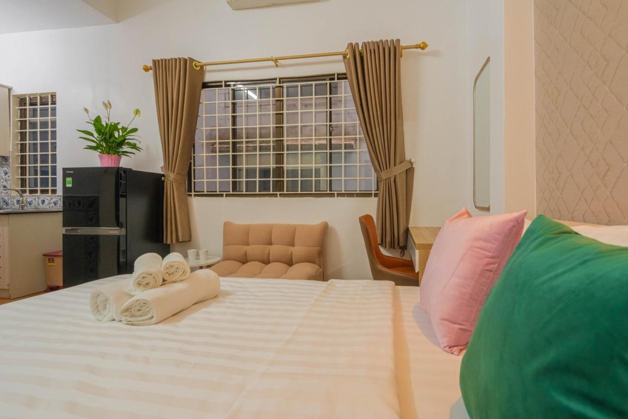 Kansas & - Notre Dame Hotel Ho Chi Minh City