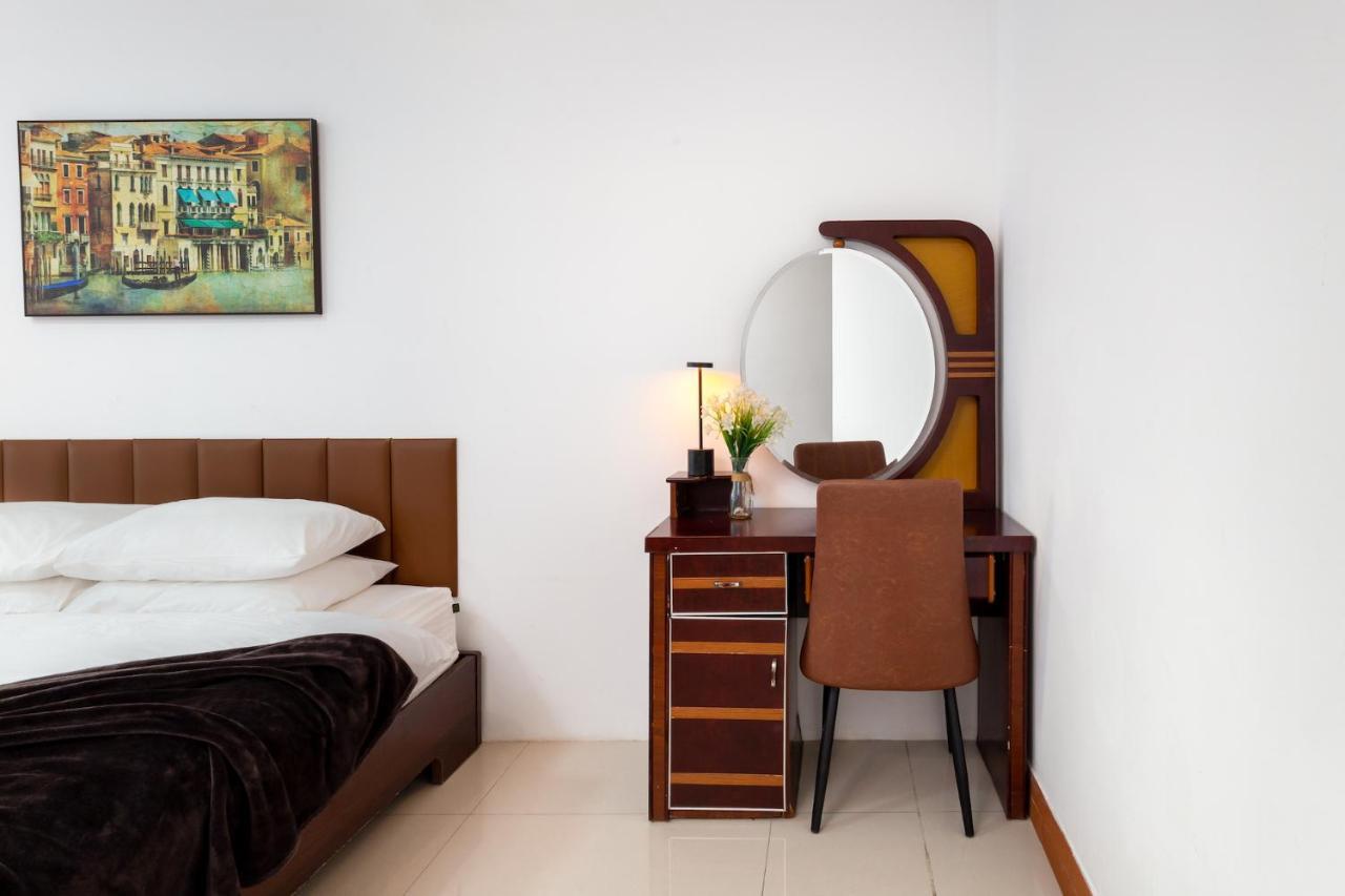 Scat - Nguyen Trai Hotel