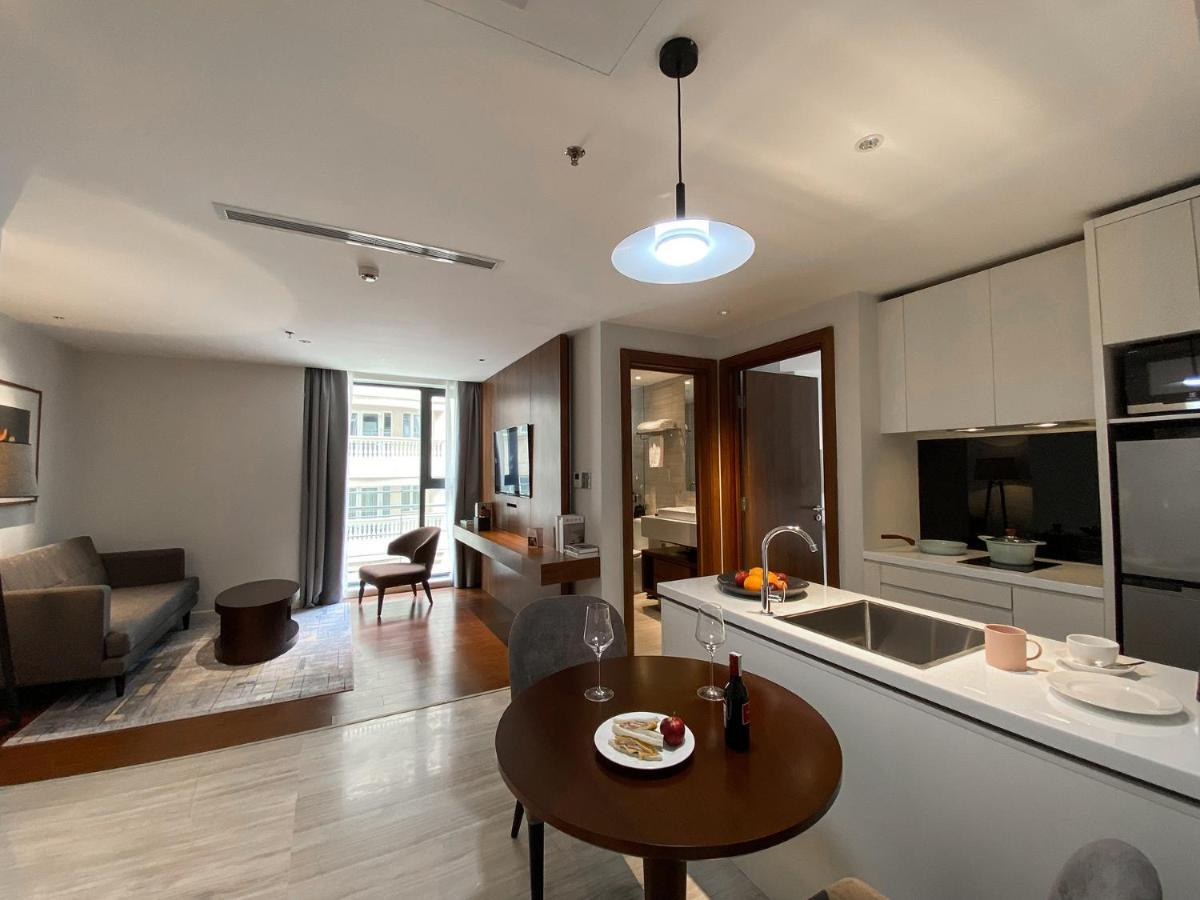 Hotel Signature By M Village Le Thanh Ton 5*