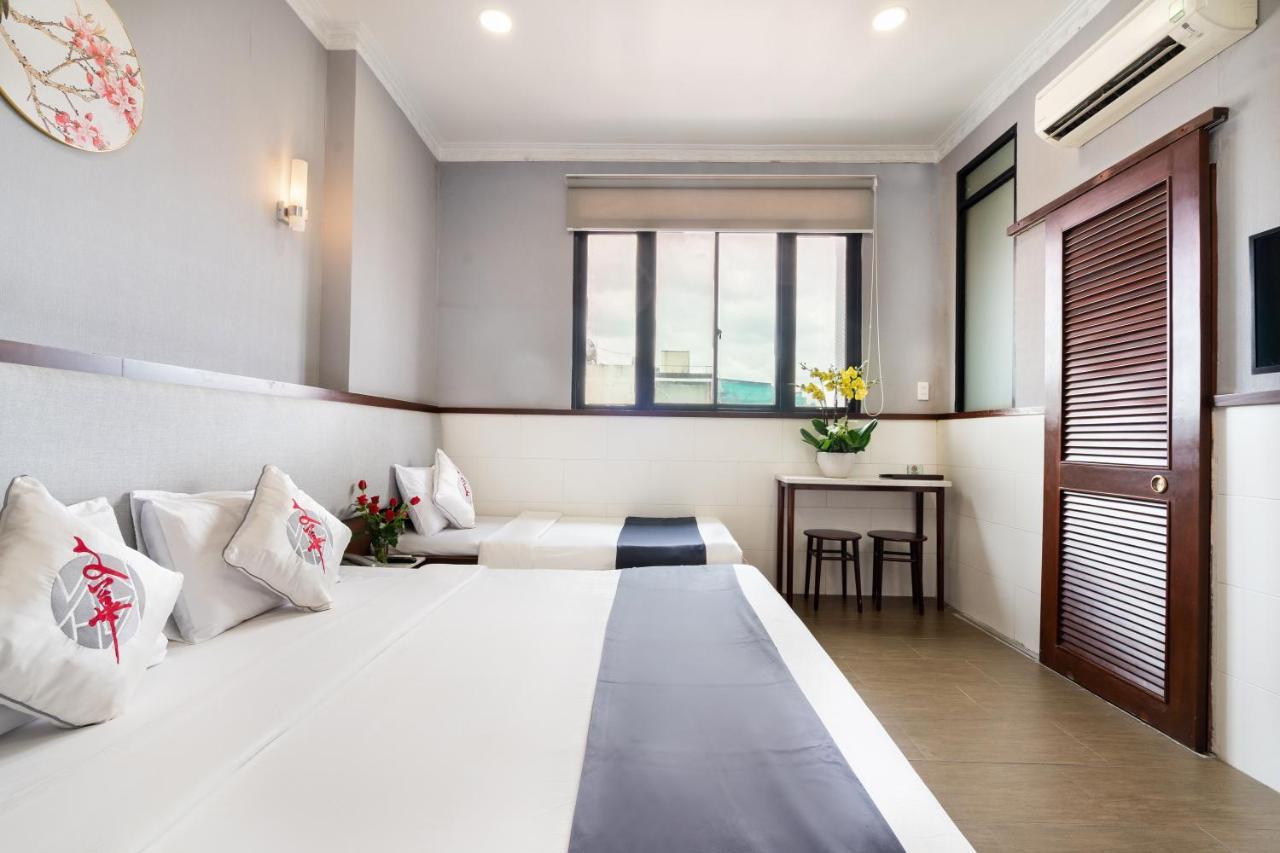 Hoa Hotel