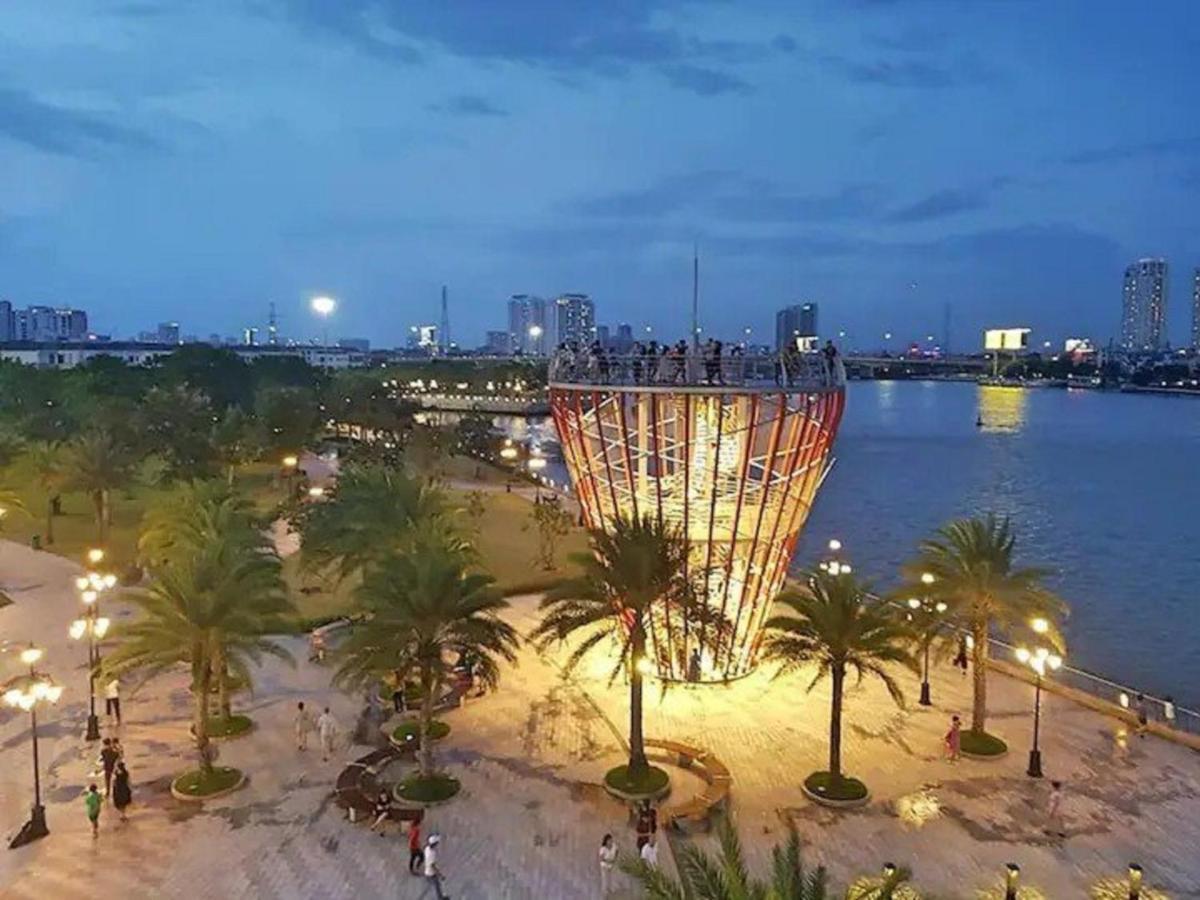House - Landmark 81 Tower *