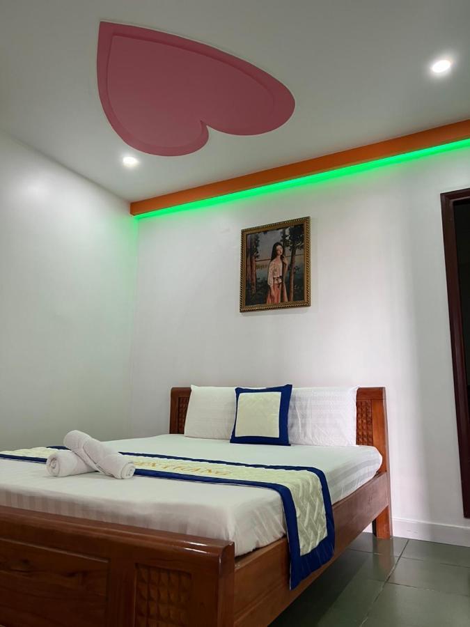 Khach San Tien Thang Khách sạn hẻo lánh TP. Hồ Chí Minh