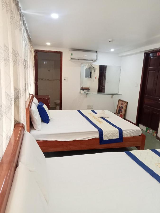 Khách sạn hẻo lánh Khach San Tien Thang TP. Hồ Chí Minh