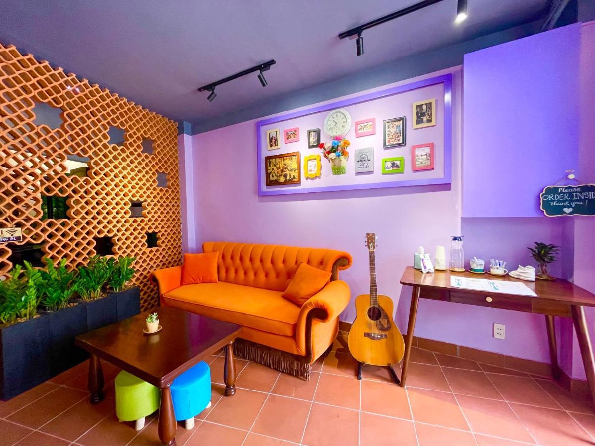 Hotel Ahu & Ho Chi Minh City