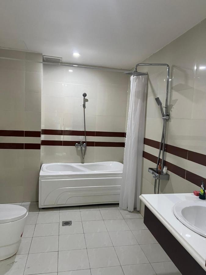Thanh Vinh & Hotel Bandar Ho Chi Minh