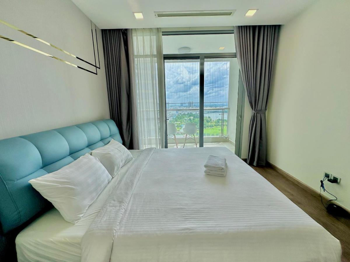 Vinhomes Park - Luxury 1,2,3,4 Bedroom - Khu Do Thi Ven Song Dep Nhat Tp Hcm Ho Chi Minh City