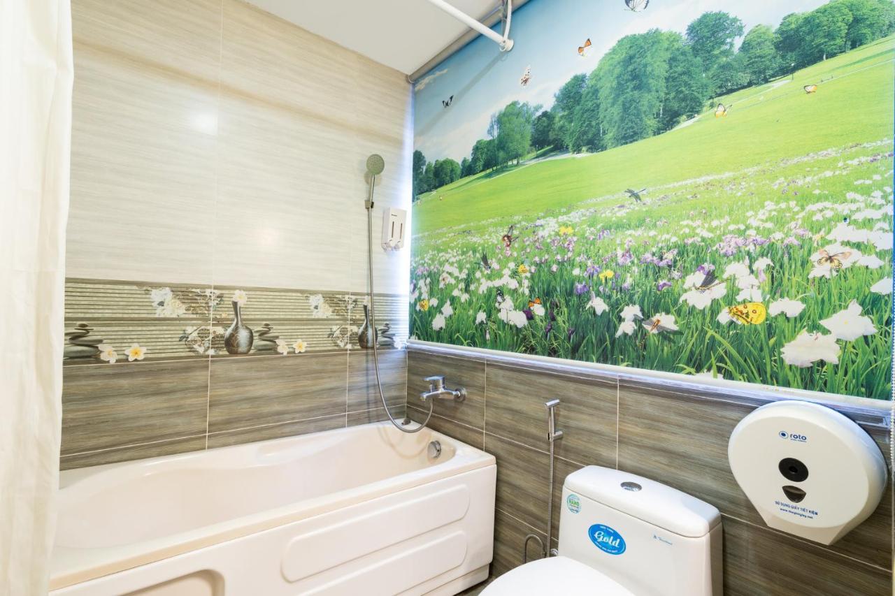 Hotel Vivian - Tan Son Nhat Airport 3*