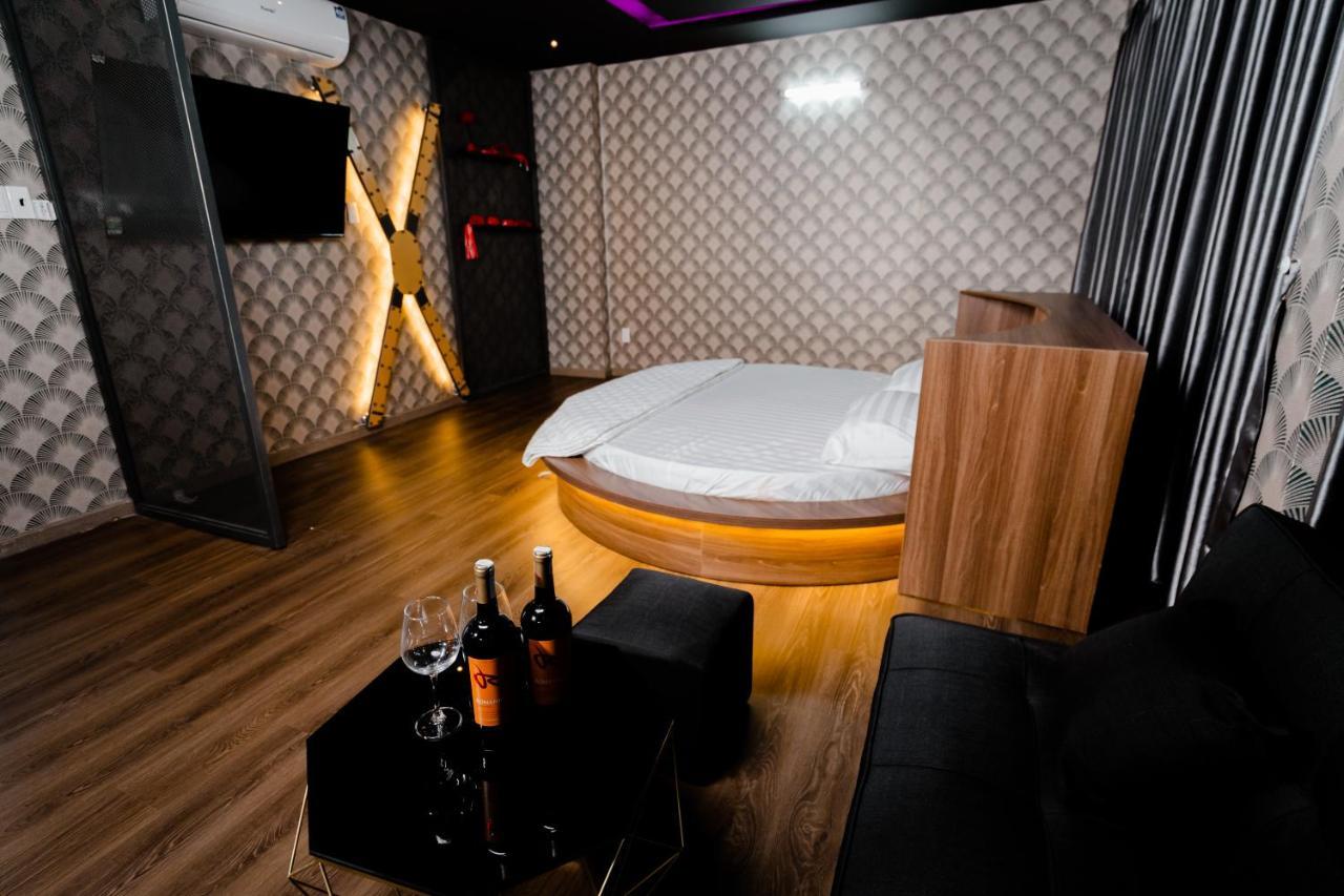Love hotel Viking *