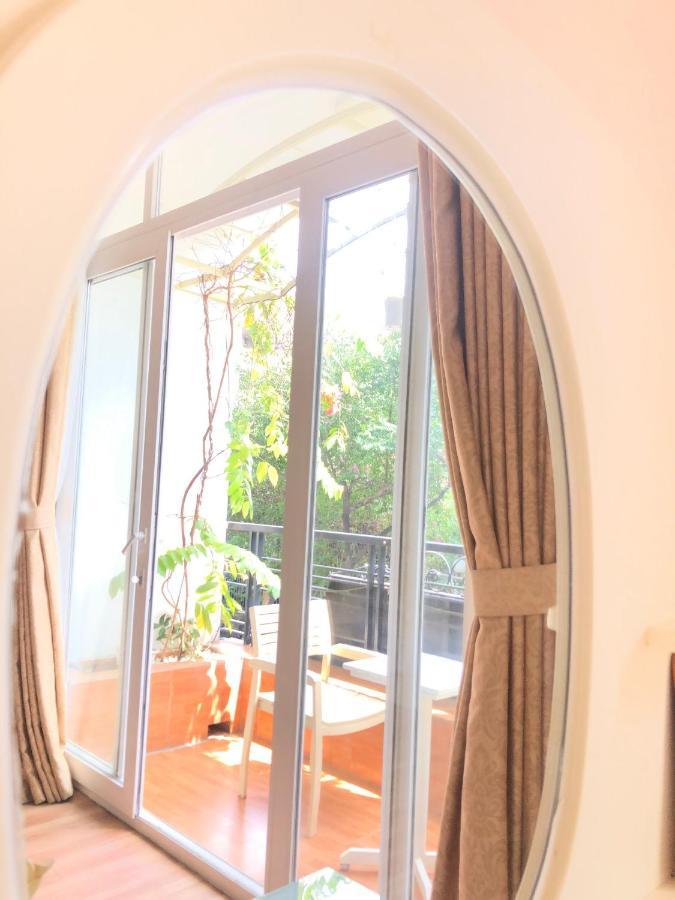 Chez Lotus Vn