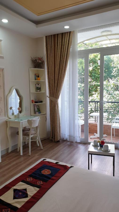 Khách sạn Chez Lotus Vn